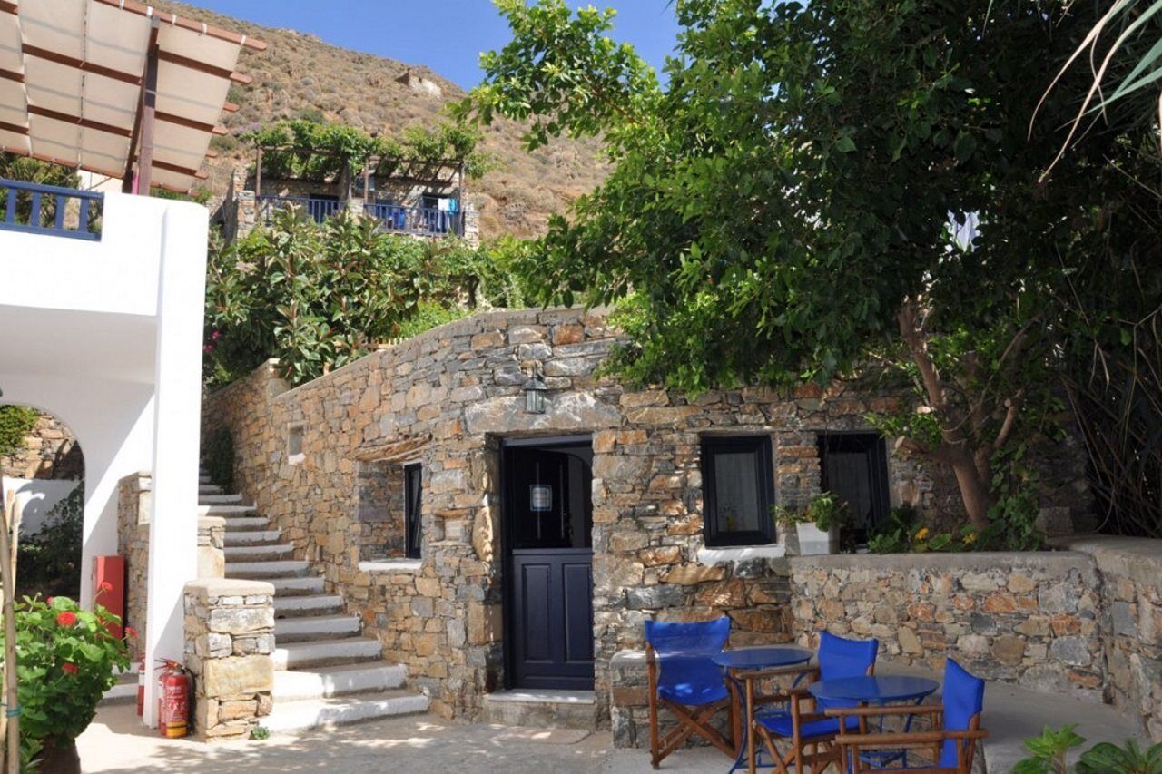 Levrossos Beach Apartments מראה חיצוני תמונה