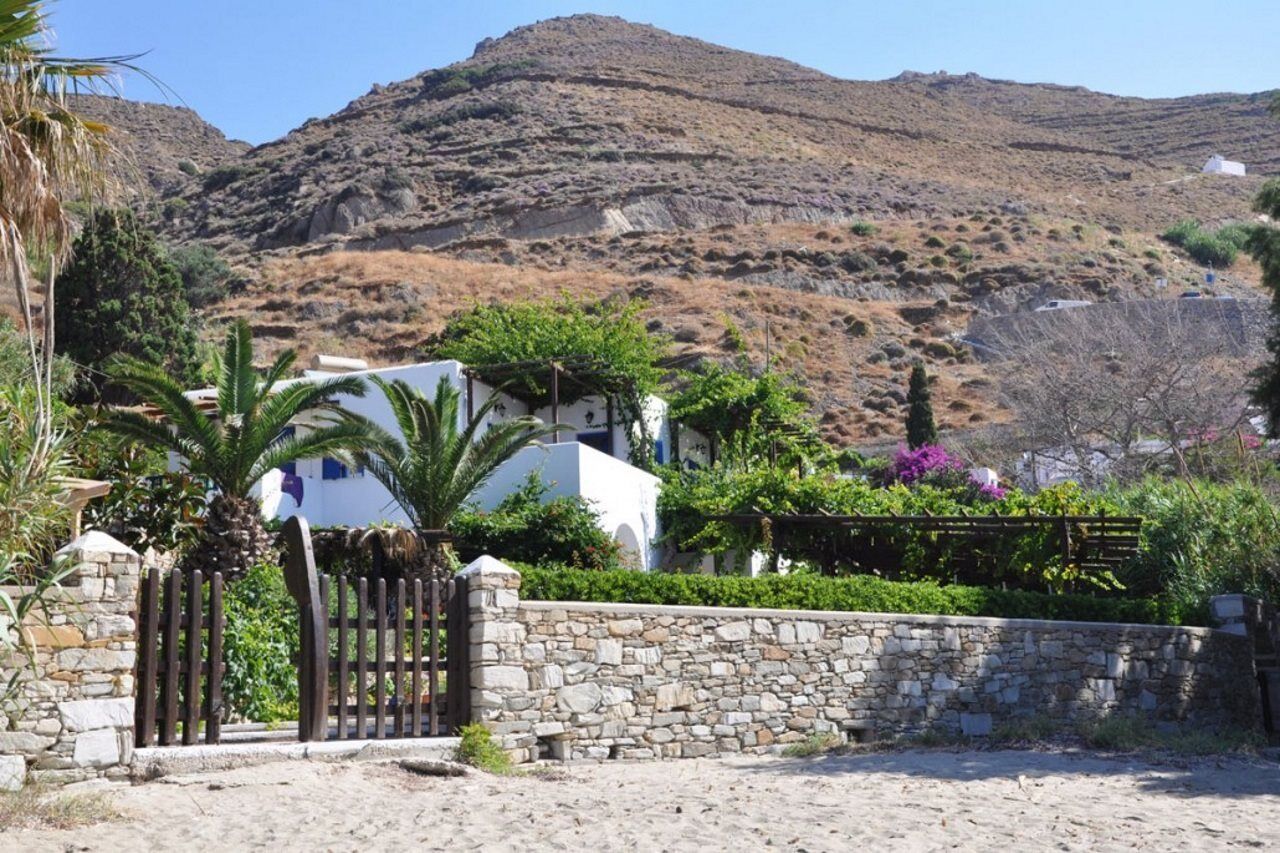 Levrossos Beach Apartments מראה חיצוני תמונה
